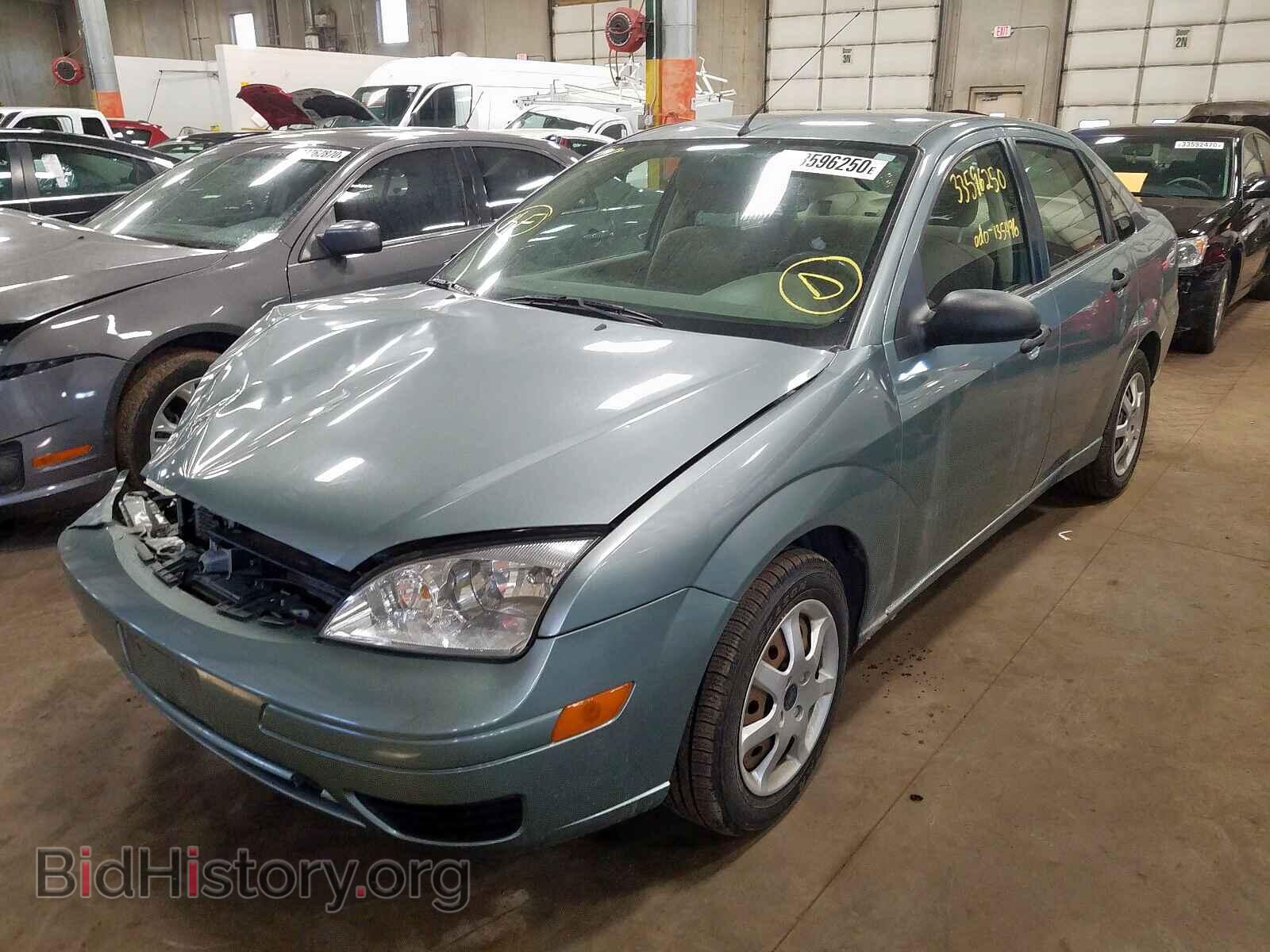 2005 FORD FOCUS - VIN: 1FAFP34N45W277645 - Фото 2