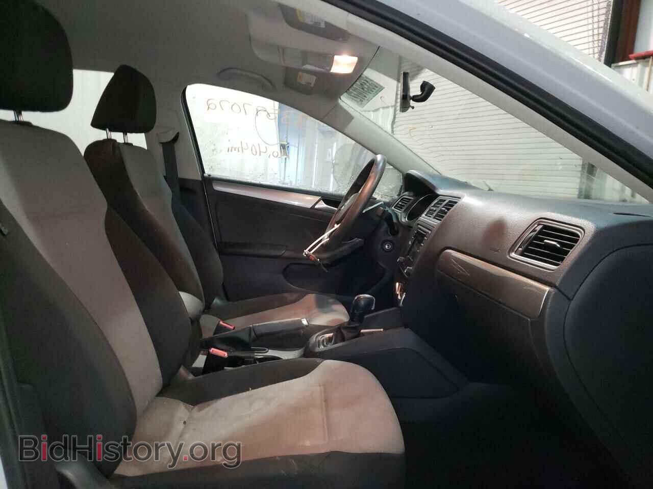 2017 VOLKSWAGEN JETTA - VIN: 3VW2B7AJ3HM364910 - Фото 5