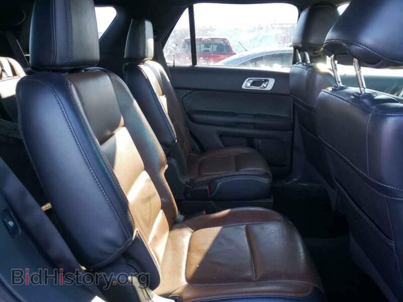 2012 Ford EXPLORER (VIN 1FMHK8F80CGA44452) — фото 6 из 10