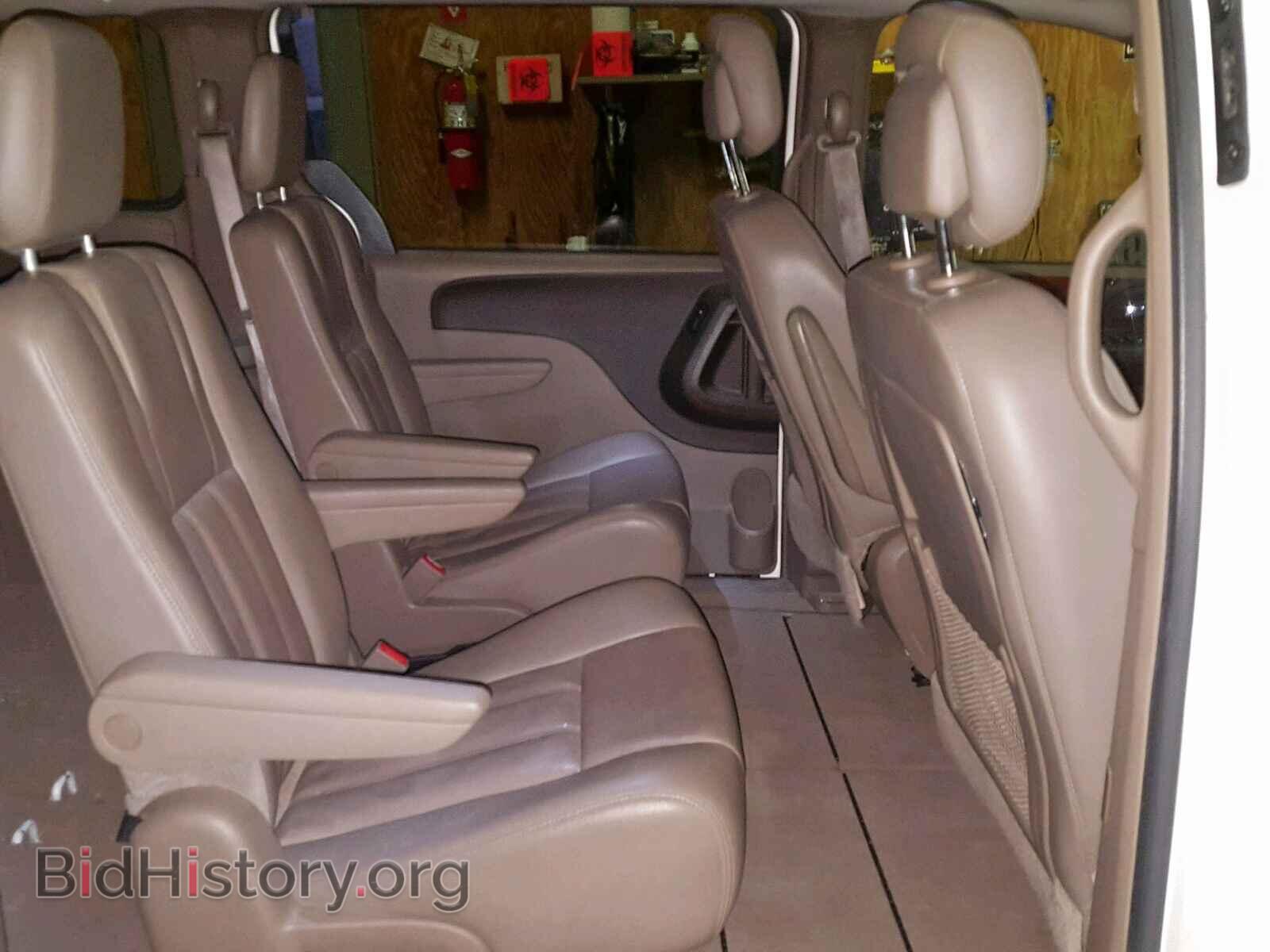 2013 CHRYSLER TOWN & COU - VIN: 2C4RC1BG9DR529201 - Photo 6