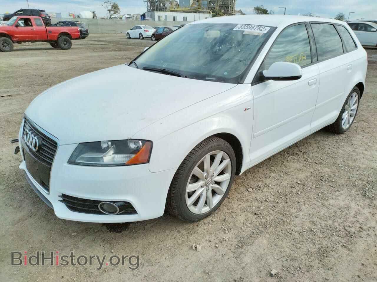 2011 AUDI A3 - VIN: WAUBJBFMXBA051365 - Photo 2