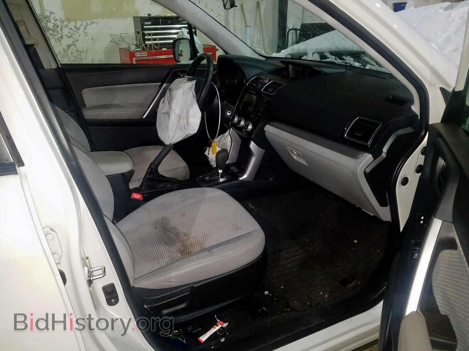 2017 SUBARU FORESTER - VIN: JF2SJAEC2HH518124 - Фото 5