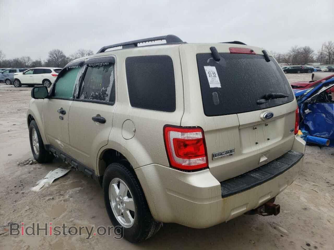 2011 FORD ESCAPE - VIN: 1FMCU0DG3BKB58652 - Фото 3