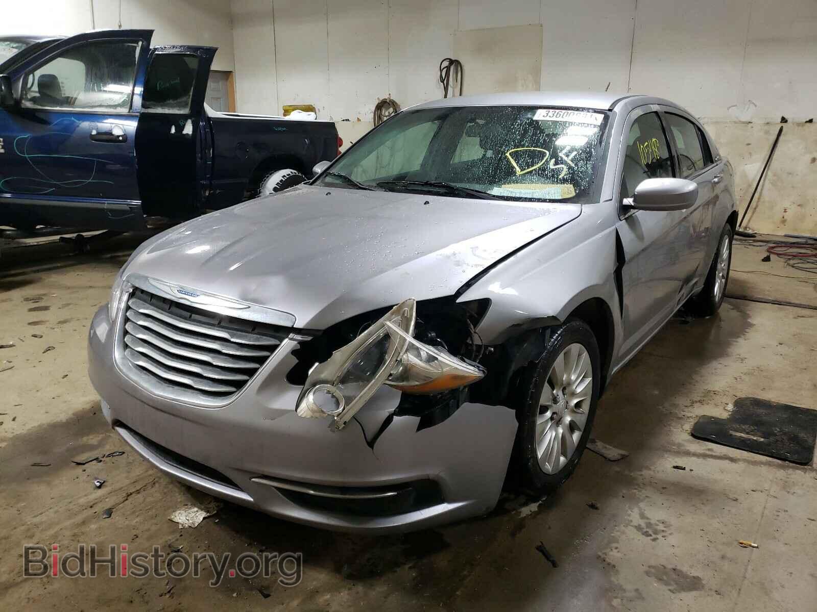 2013 CHRYSLER 200 - VIN: 1C3CCBAB9DN558586 - Photo 2