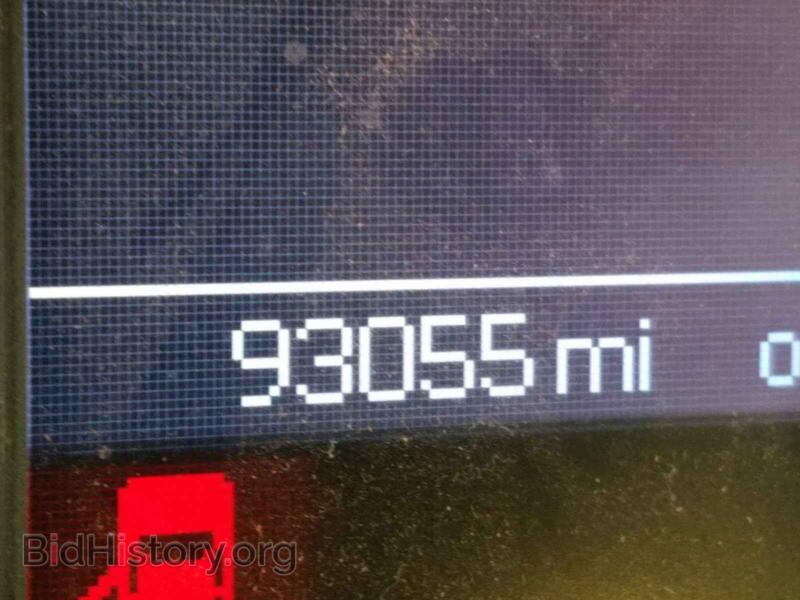 2011 Chrysler MINIVAN (VIN 2A4RR8DG1BR783111) — photo 8 of 10