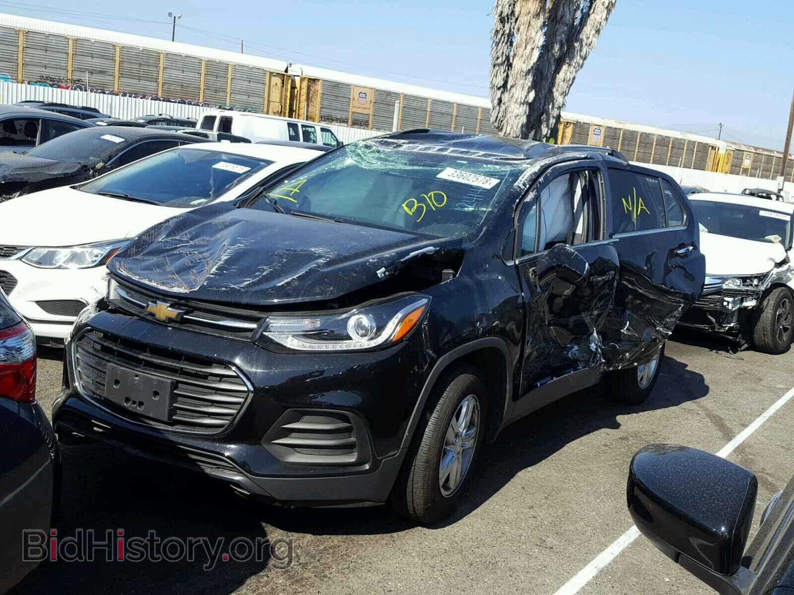 2017 CHEVROLET TRAX - VIN: 3GNCJLSB4HL265259 - Фото 2