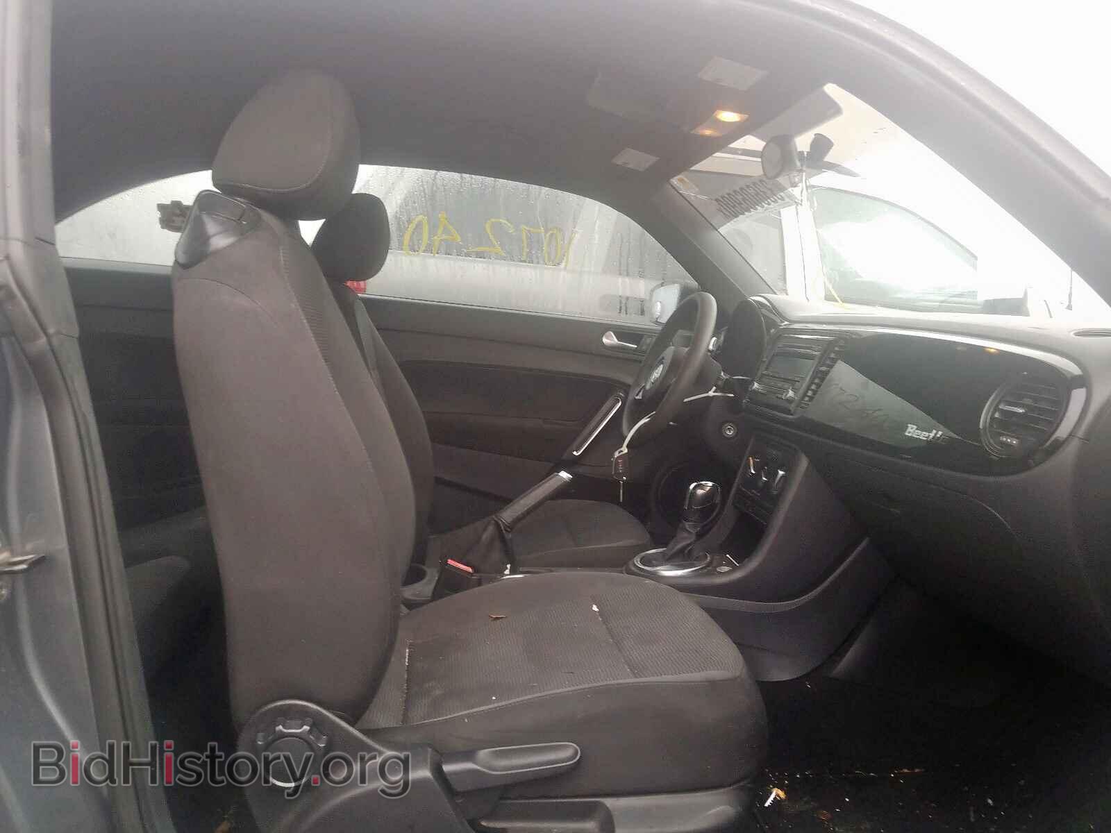 2012 VOLKSWAGEN BEETLE - VIN: 3VWFP7AT2CM644248 - Фото 5