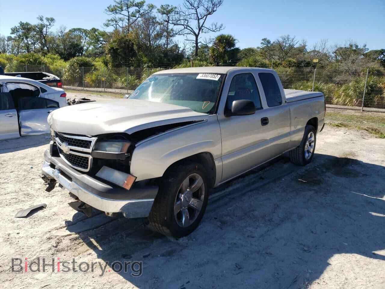 2007 CHEVROLET SILVERADO - VIN: 1GCEC19V77Z201496 - Фото 2