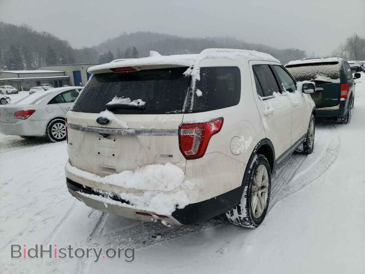 2016 FORD EXPLORER - VIN: 1FM5K8D83GGB04476 - Фото 4