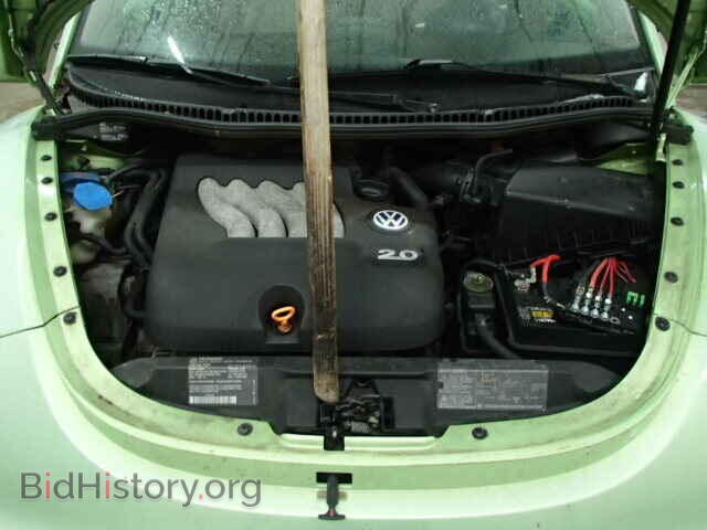2000 VOLKSWAGEN BEETLE - VIN: 3VWCA21C7YM408354 - Фото 7