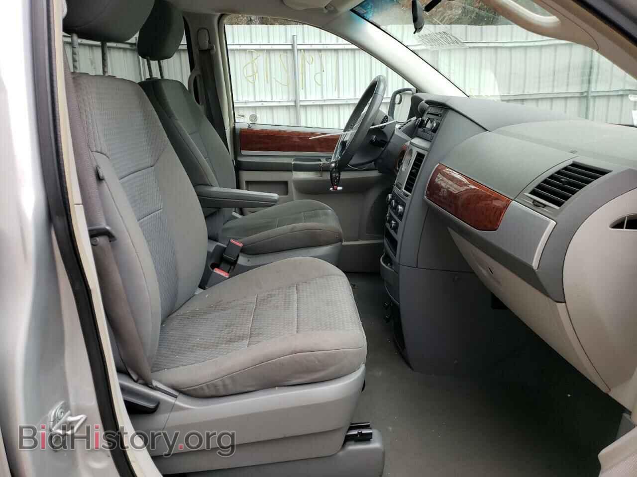2009 CHRYSLER MINIVAN - VIN: 2A8HR54129R594093 - Фото 5