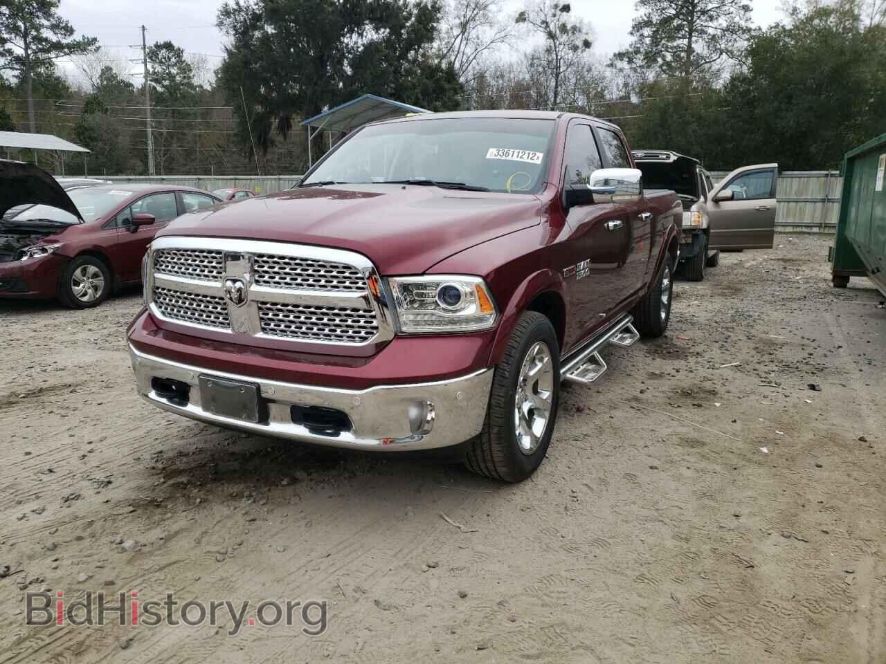 2018 RAM 1500 - VIN: 1C6RR7VM3JS277417 - Фото 2