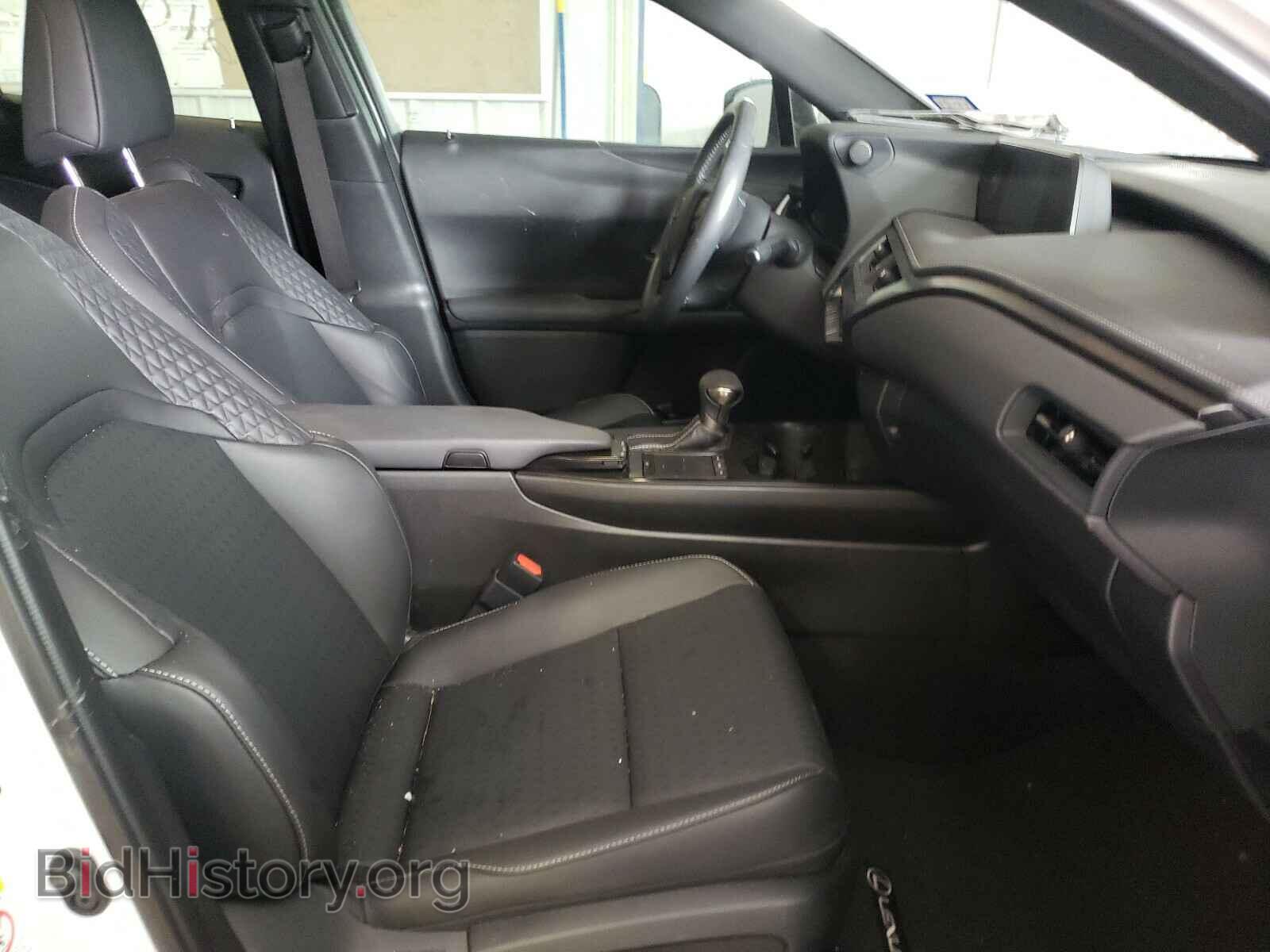 2019 LEXUS UX 200 - VIN: JTHY3JBH5K2018633 - Фото 5