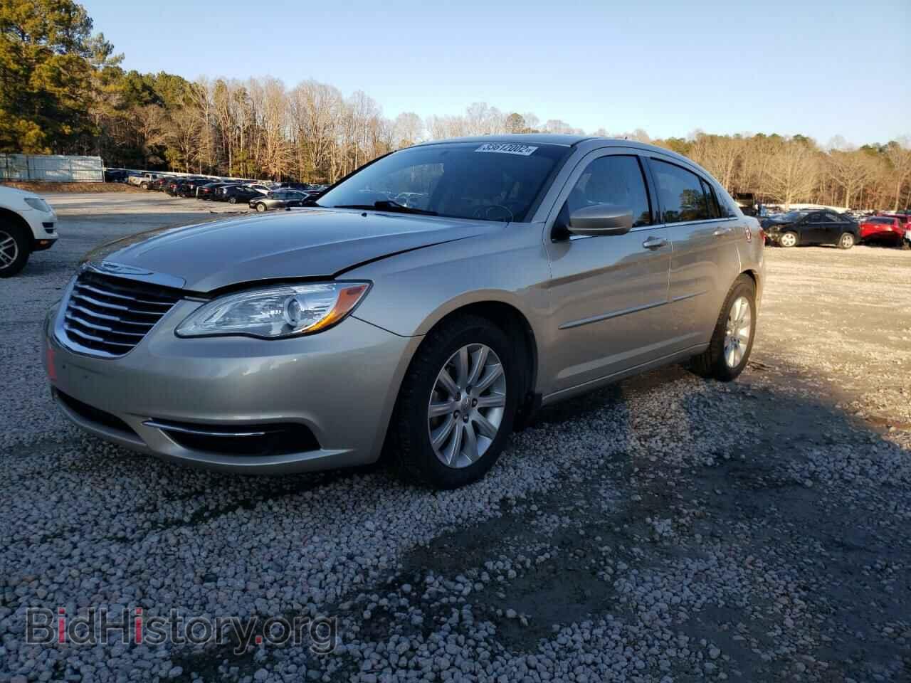 2013 CHRYSLER 200 - VIN: 1C3CCBBG7DN703604 - Фото 2