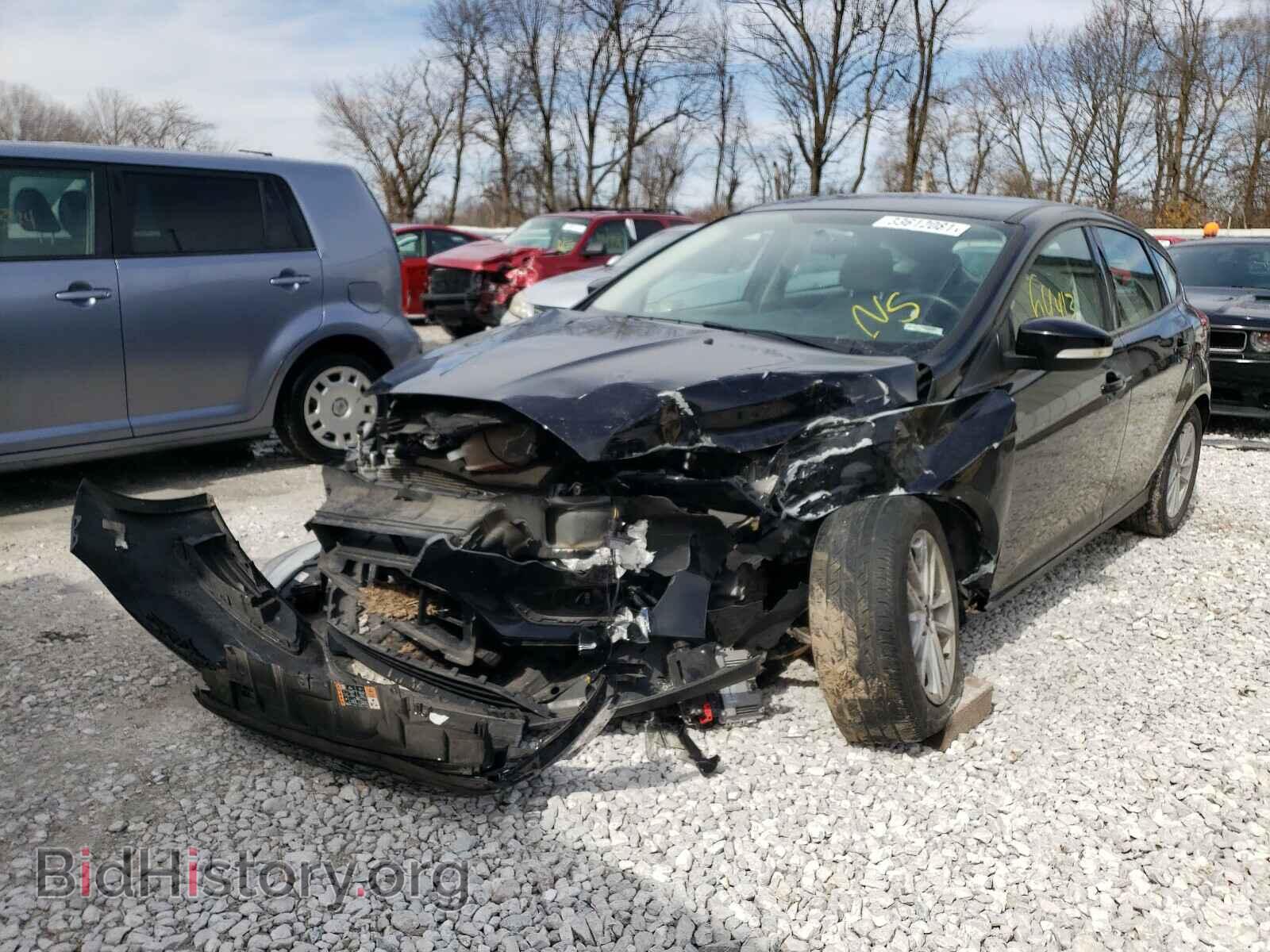 2017 FORD FOCUS - VIN: 1FADP3K23HL282843 - Фото 2