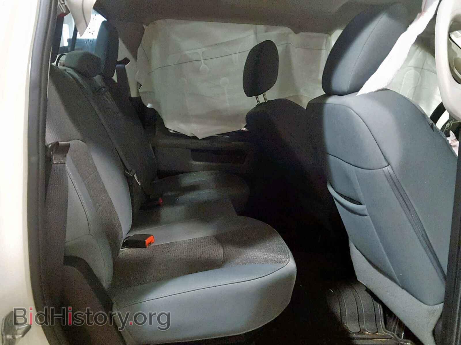 2016 RAM 1500 SLT - VIN: 1C6RR6LT5GS210329 - Фото 6
