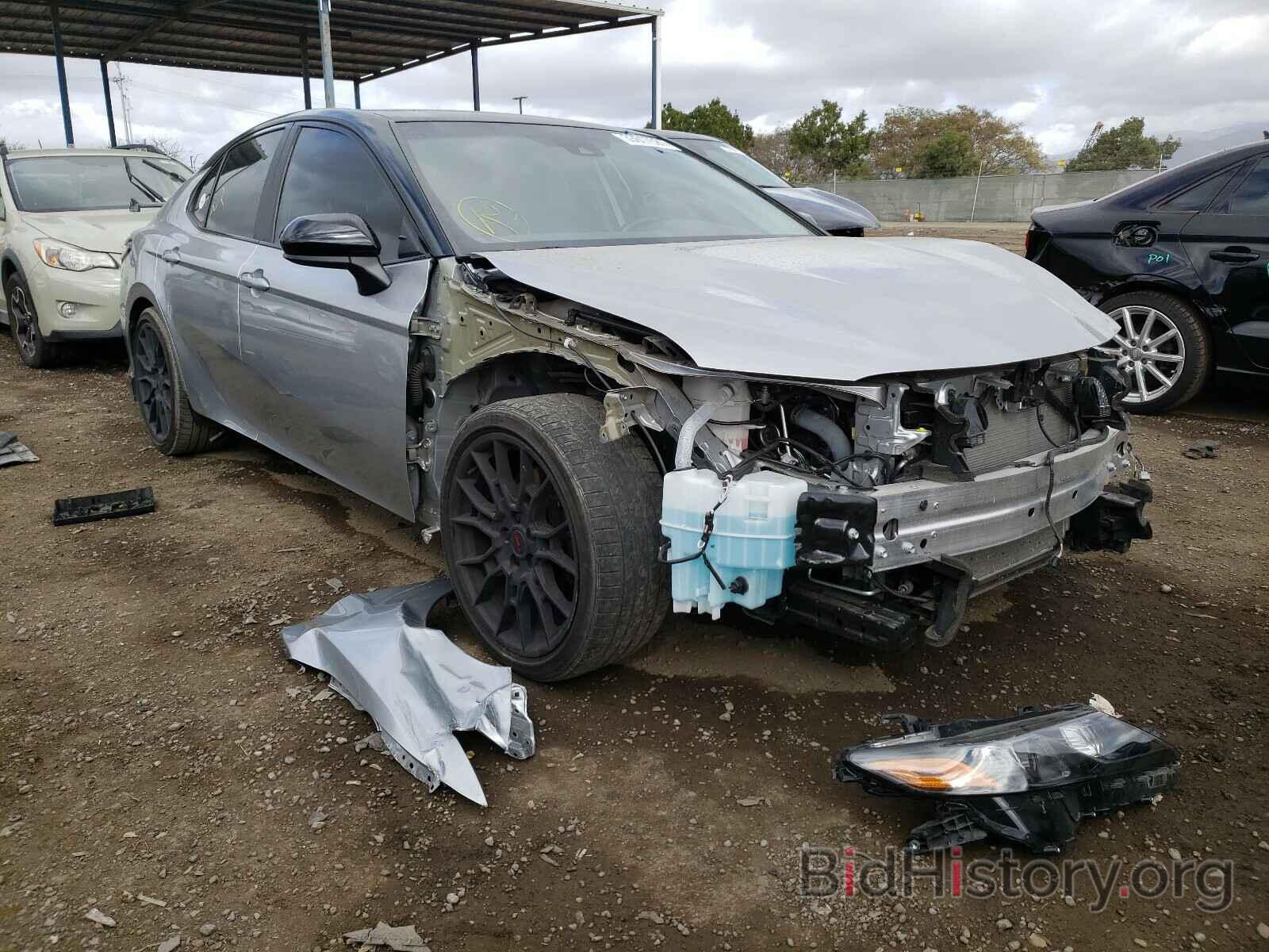 Photo 4T1NZ1AKXLU037843 - TOYOTA CAMRY 2020