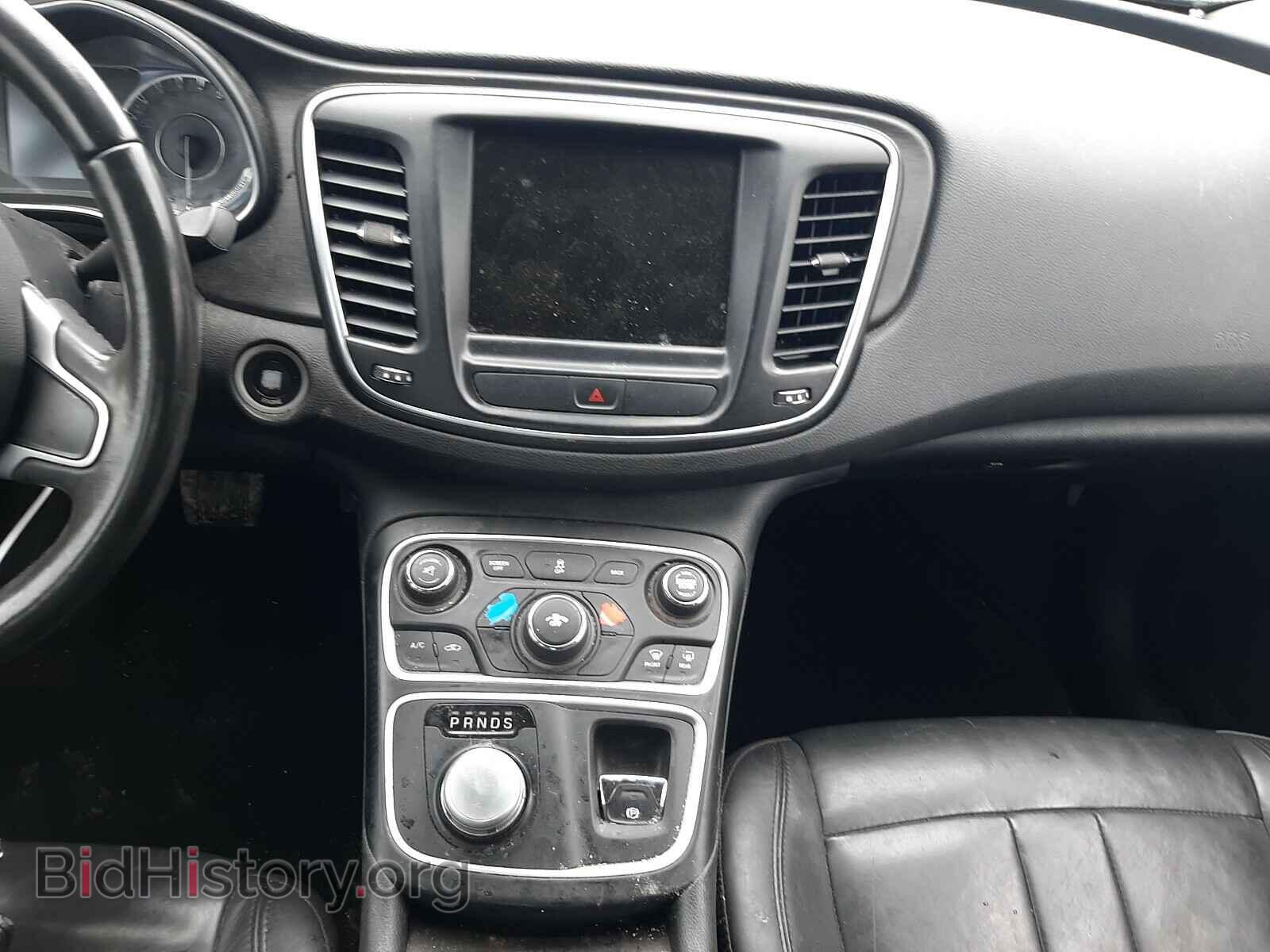 2016 CHRYSLER 200 - VIN: 1C3CCCAG3GN182375 - Фото 9
