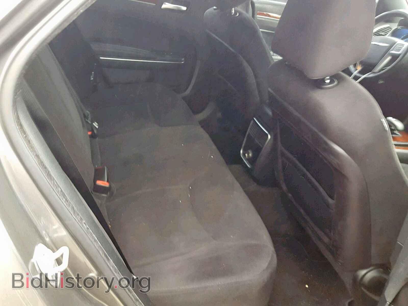 2012 CHRYSLER 300 - VIN: 2C3CCAAG6CH129743 - Фото 6