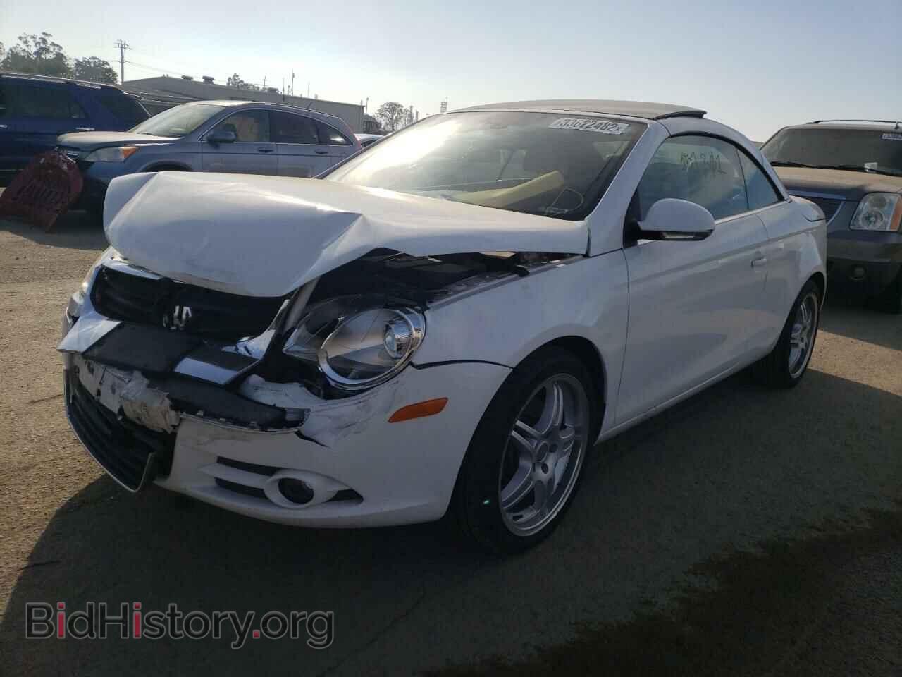 2007 VOLKSWAGEN EOS - VIN: WVWDA71F17V013752 - Фото 2