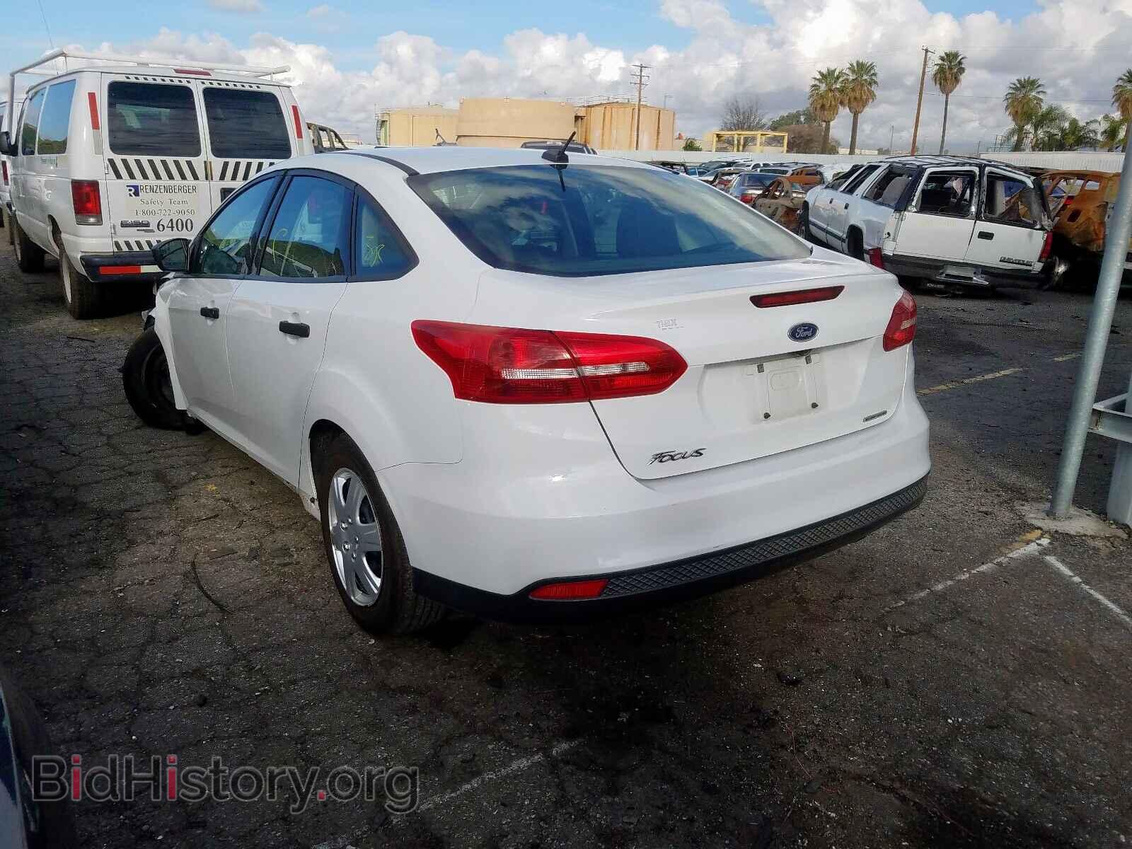 2016 FORD FOCUS - VIN: 1FADP3E22GL351421 - Фото 3