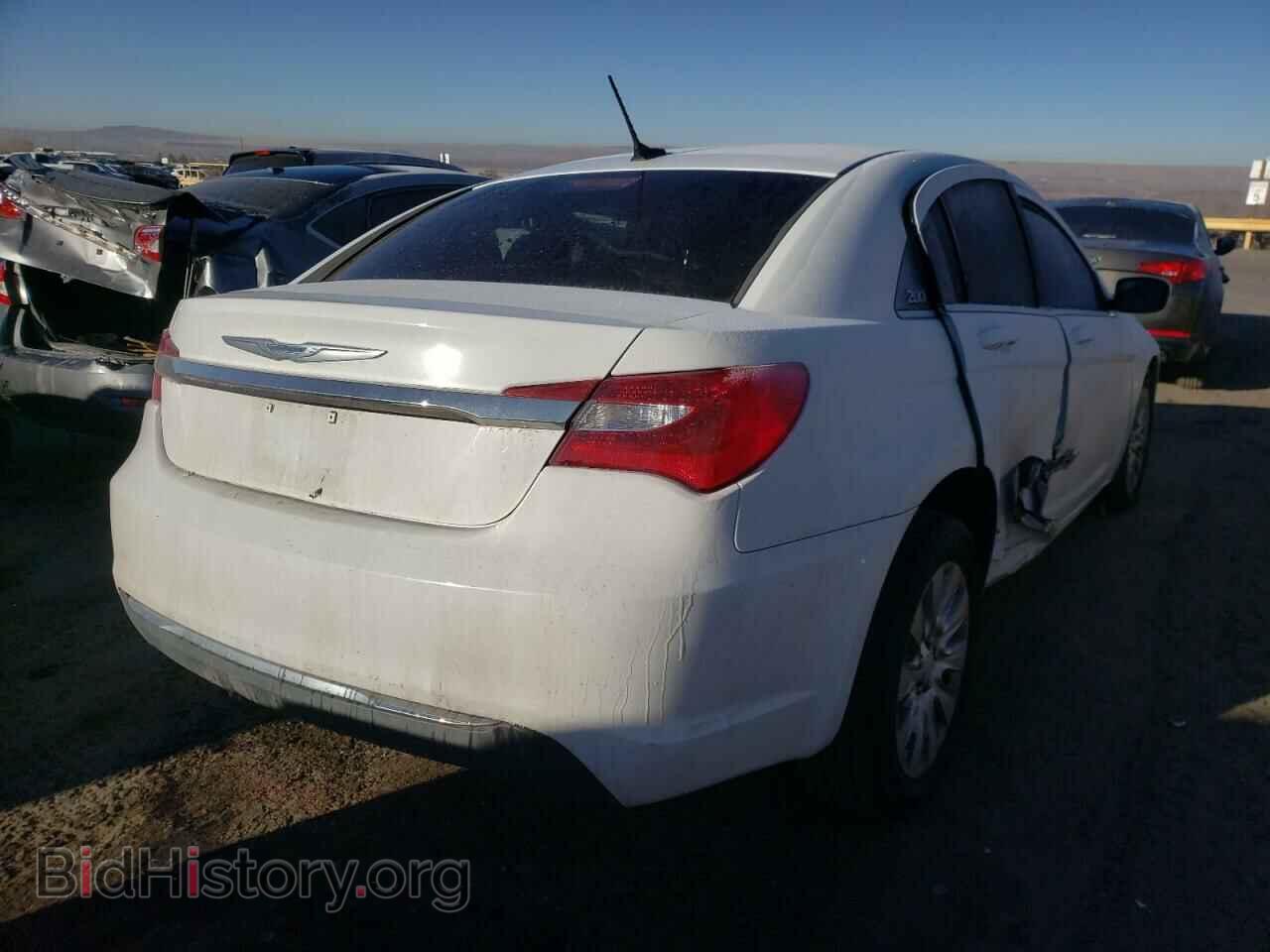 2012 CHRYSLER 200 - VIN: 1C3CCBAB5CN166221 - Фото 4