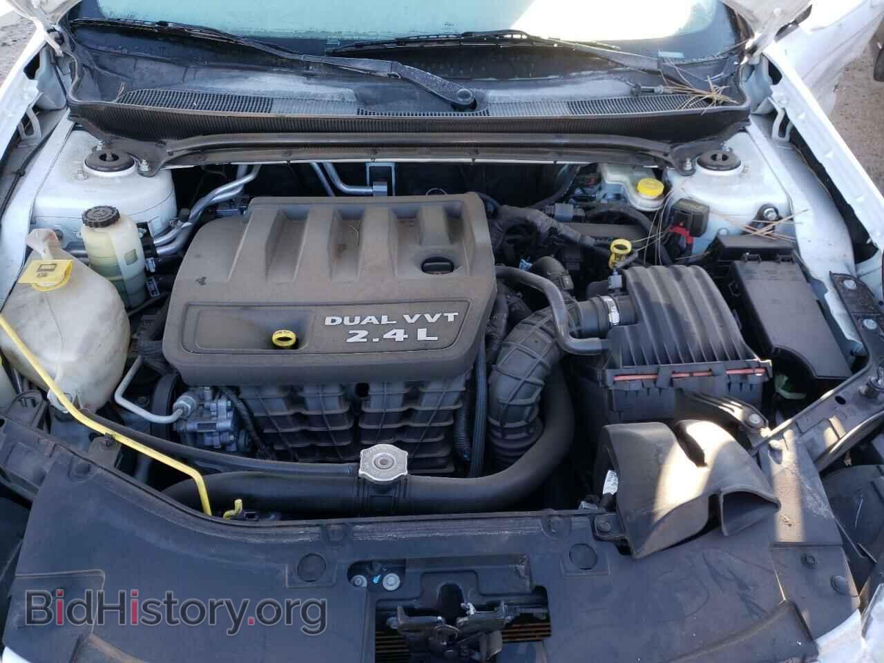 2012 CHRYSLER 200 - VIN: 1C3CCBAB5CN166221 - Фото 7