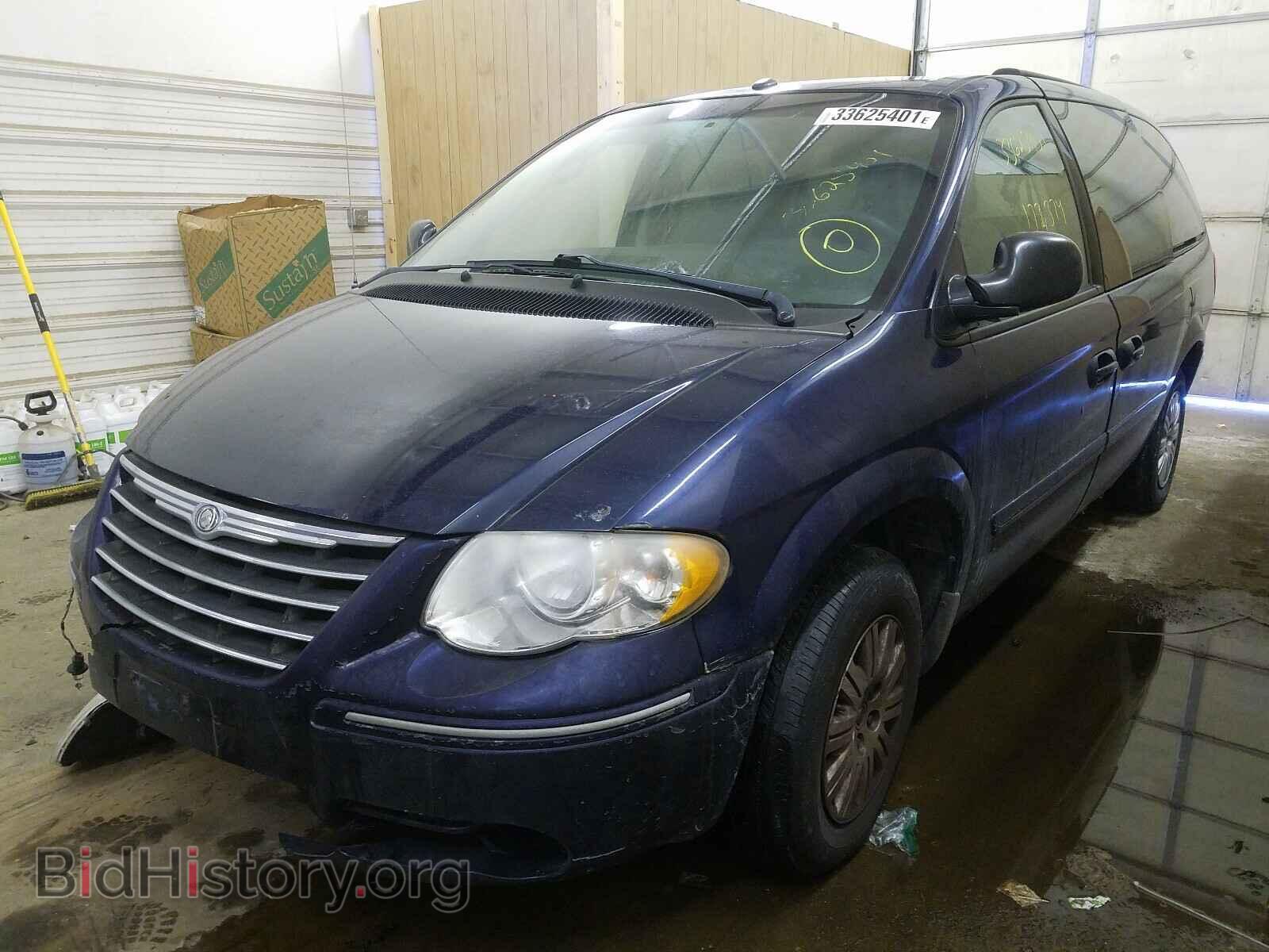 2006 CHRYSLER MINIVAN - VIN: 2A4GP44R96R843892 - Фото 2
