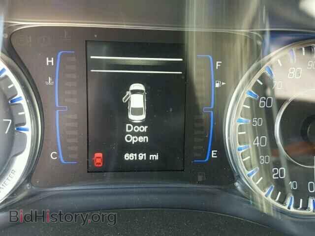 2015 CHRYSLER 200 - VIN: 1C3CCCAB0FN660822 - Фото 8