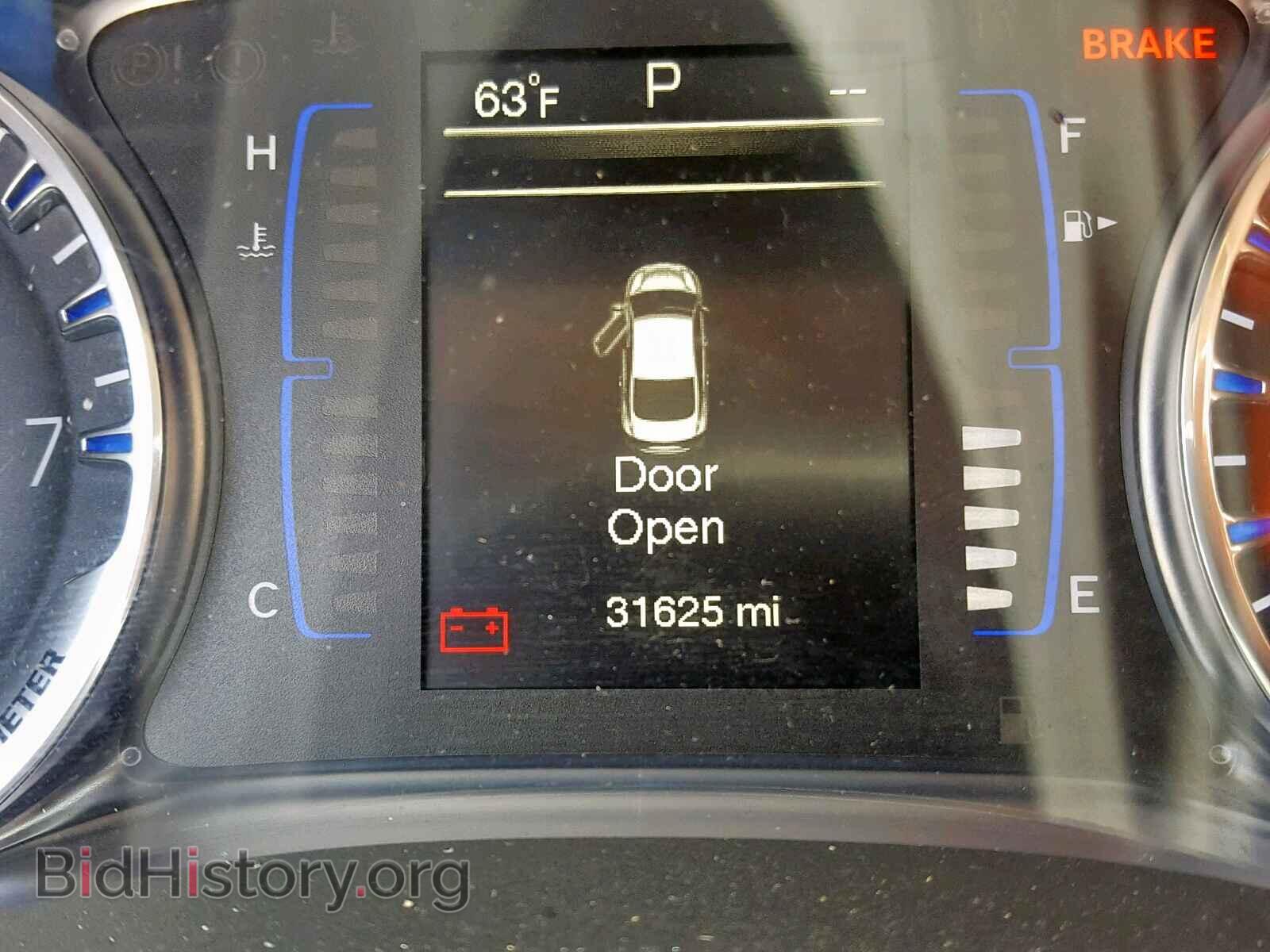 2016 CHRYSLER 200 - VIN: 1C3CCCAB7GN151716 - Фото 8