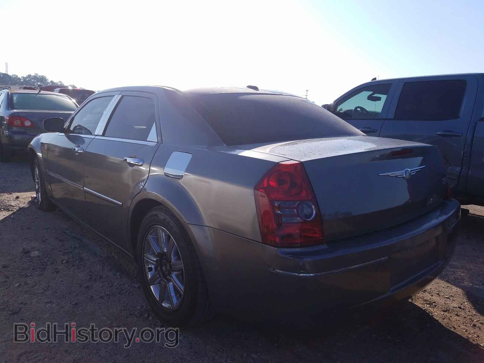 2010 CHRYSLER 300 - VIN: 2C3CA5CVXAH318949 - Фото 3