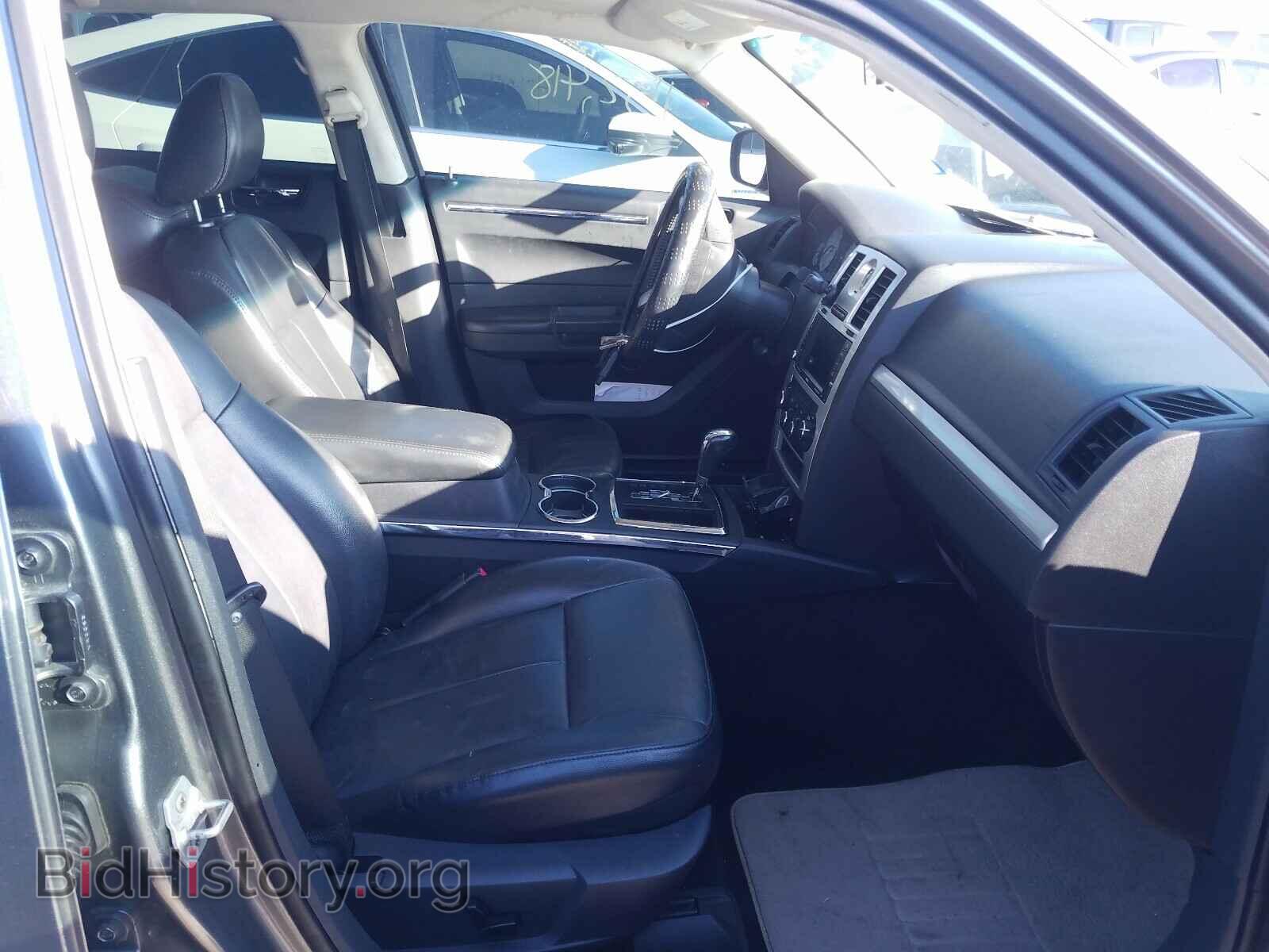 2010 CHRYSLER 300 - VIN: 2C3CA5CVXAH318949 - Фото 5