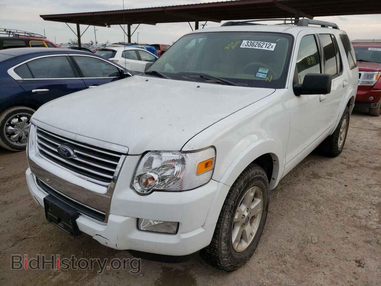 2010 FORD EXPLORER - VIN: 1FMEU6DE7AUA16589 - Фото 2