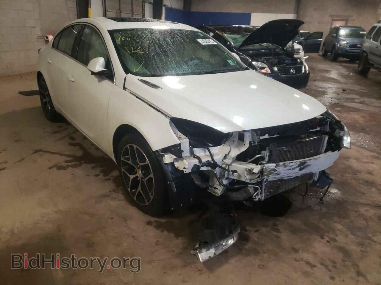 Photo 2G4GL5EX9H9101916 - BUICK REGAL 2017