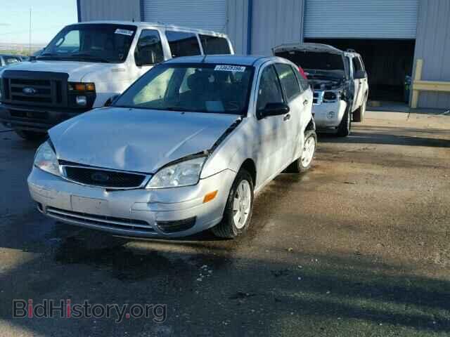 2007 FORD FOCUS - VIN: 1FAFP37N77W174136 - Фото 2
