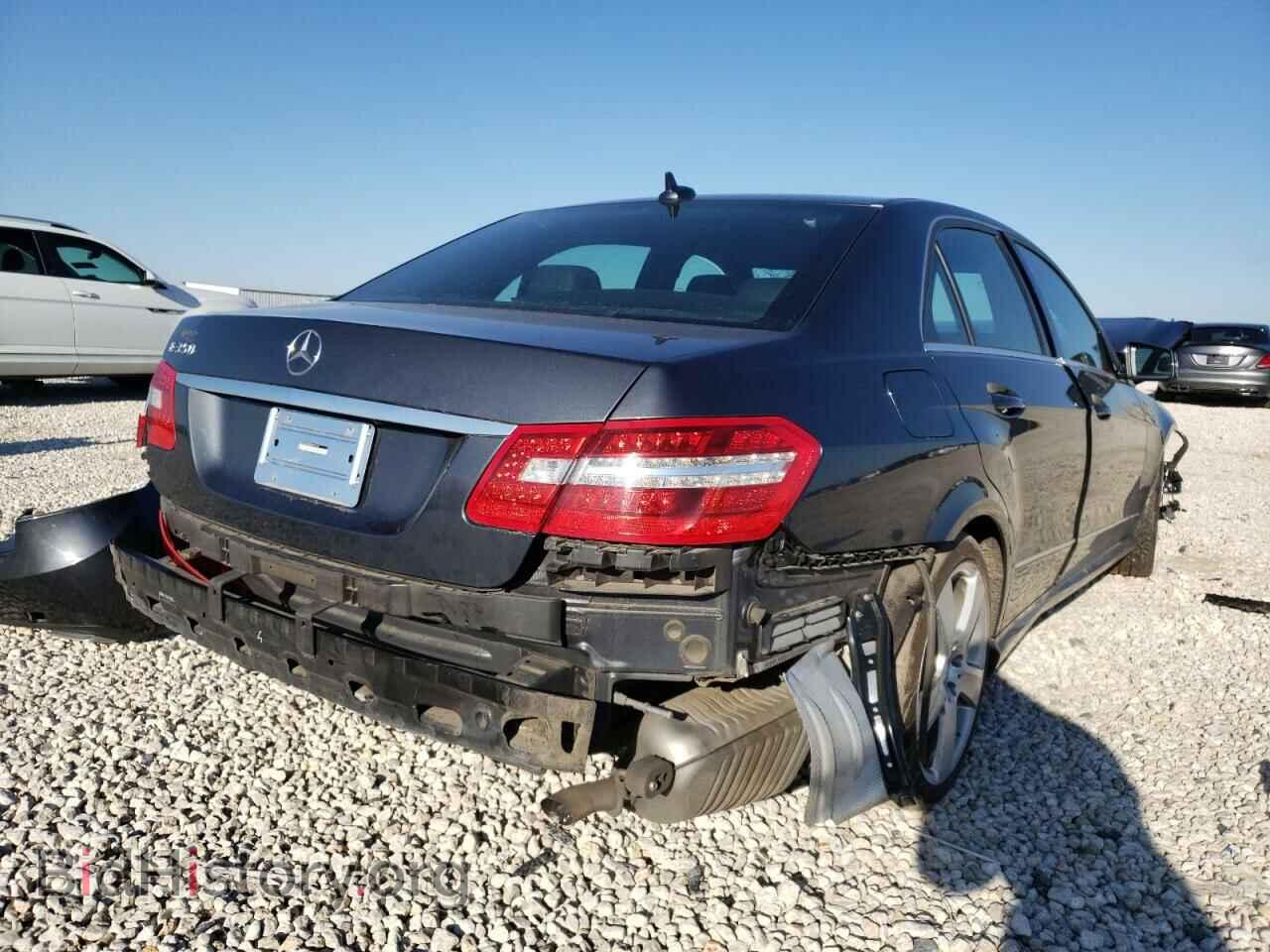 2011 MERCEDES-BENZ E-CLASS - VIN: WDDHF5GB9BA451419 - Фото 4