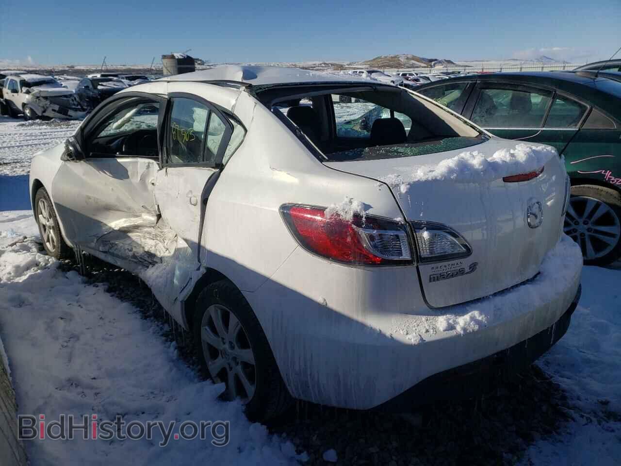 2011 MAZDA 3 - VIN: JM1BL1VF1B1472787 - Фото 3