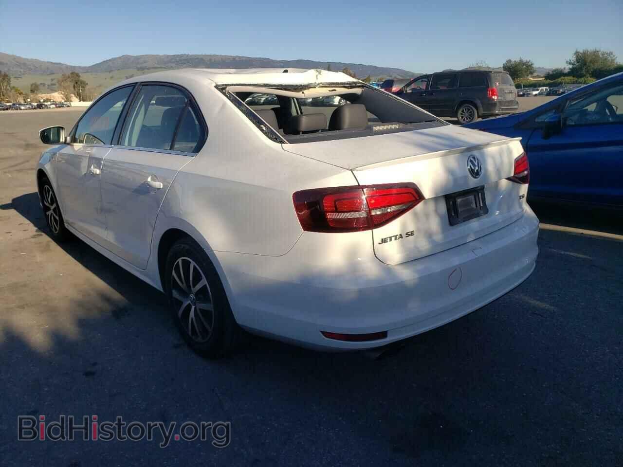 2017 VOLKSWAGEN JETTA - VIN: 3VWB67AJ8HM251443 - Фото 3