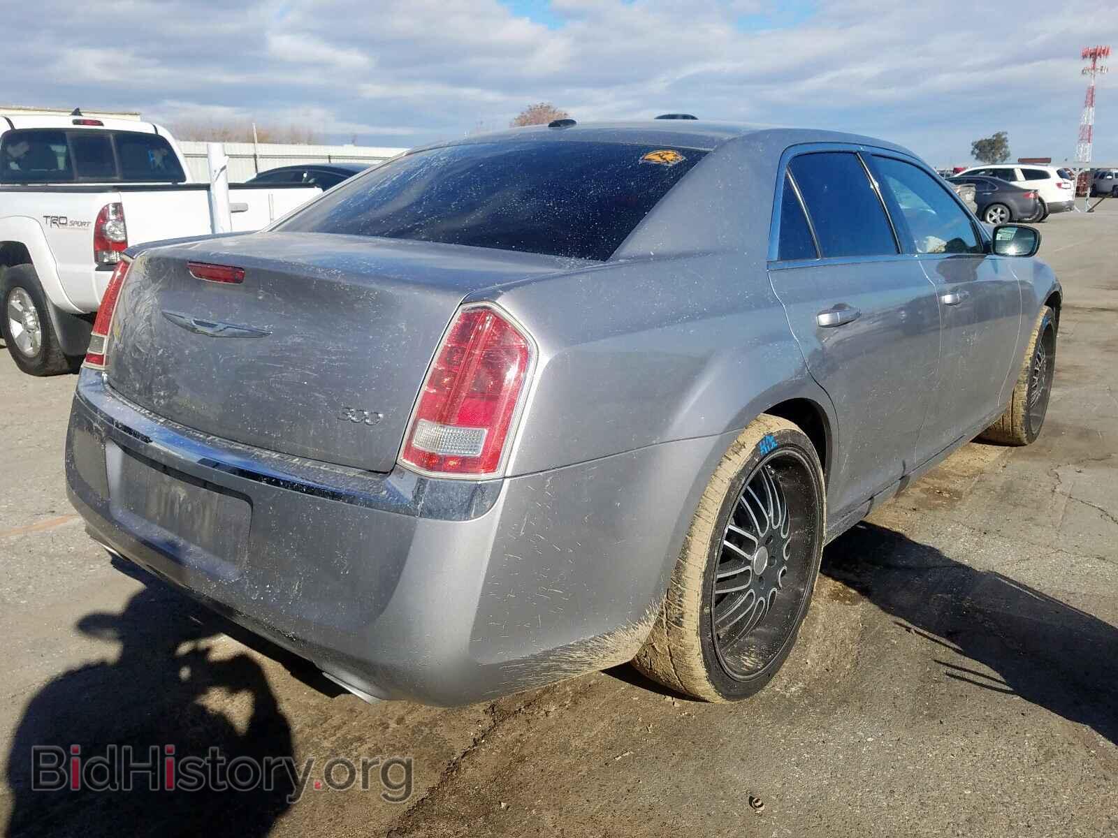 2011 CHRYSLER 300 - VIN: 2C3CA4CG0BH573011 - Фото 4