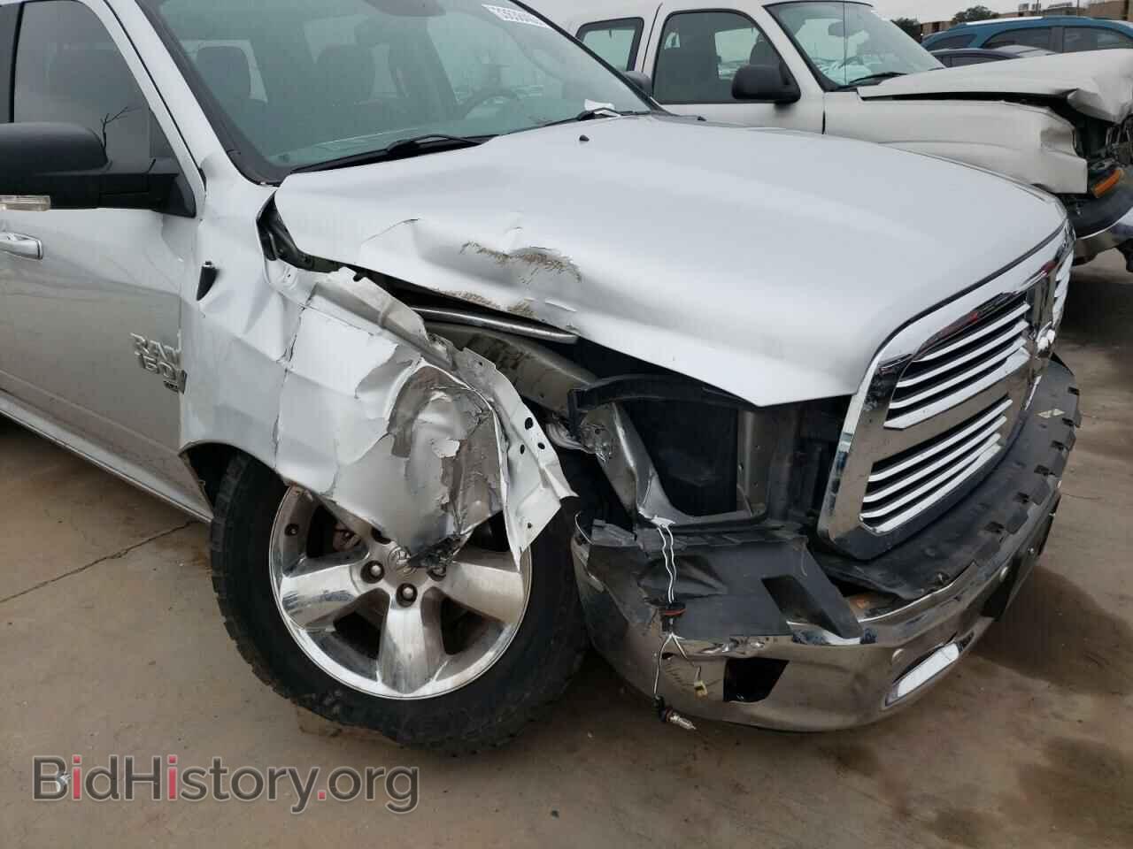 2019 RAM 1500 - VIN: 1C6RR6LT1KS538971 - Photo 9