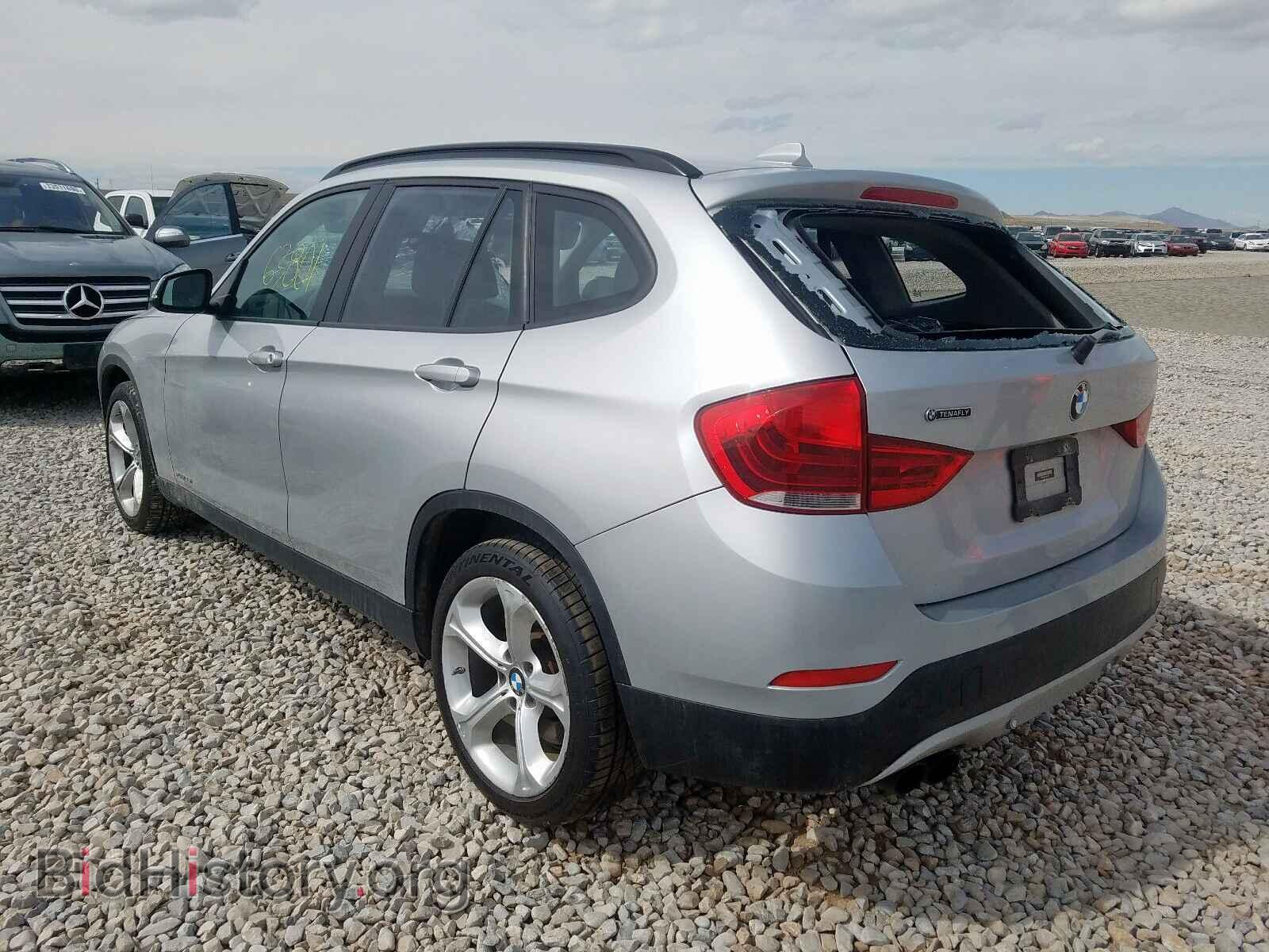 2014 BMW X1 - VIN: WBAVM5C52EVV92717 - Фото 3