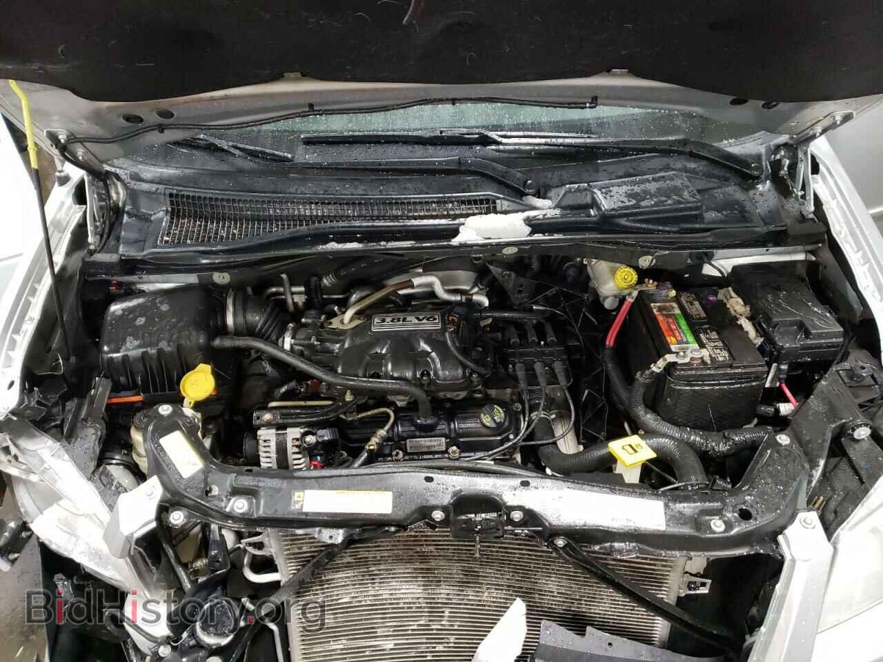 2008 CHRYSLER MINIVAN - VIN: 2A8HR54P78R801306 - Фото 7