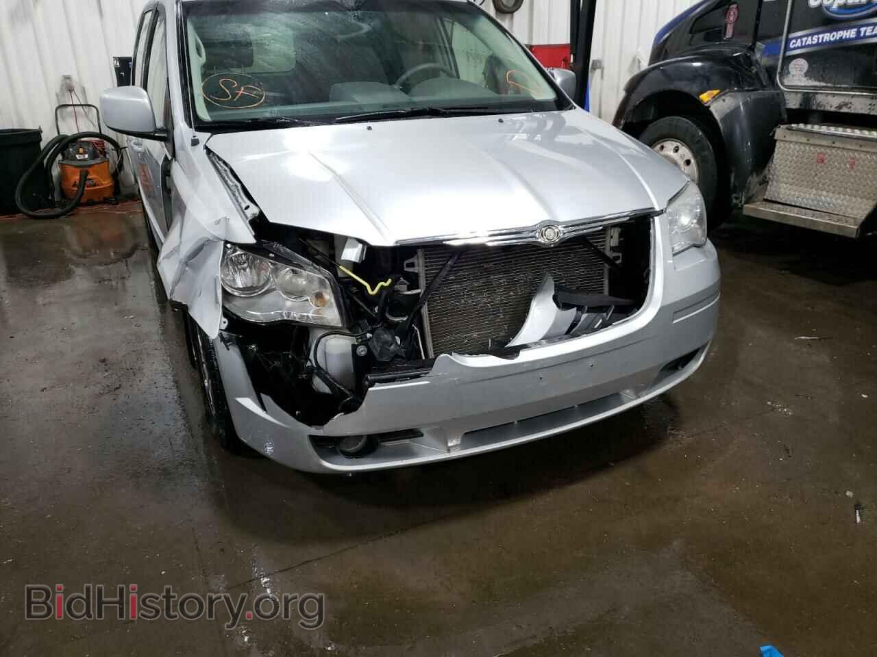 2008 CHRYSLER MINIVAN - VIN: 2A8HR54P78R801306 - Фото 9