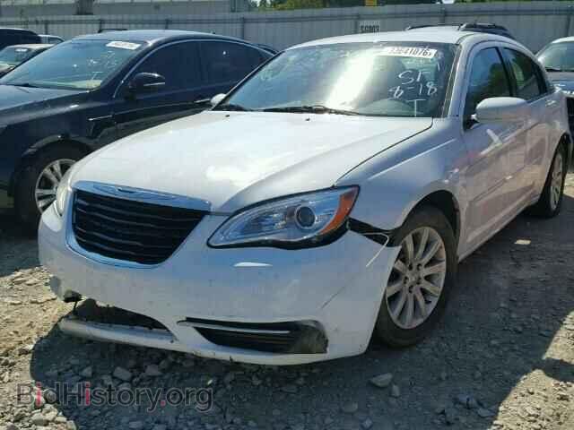 2013 CHRYSLER 200 - VIN: 1C3CCBBB4DN588755 - Фото 2