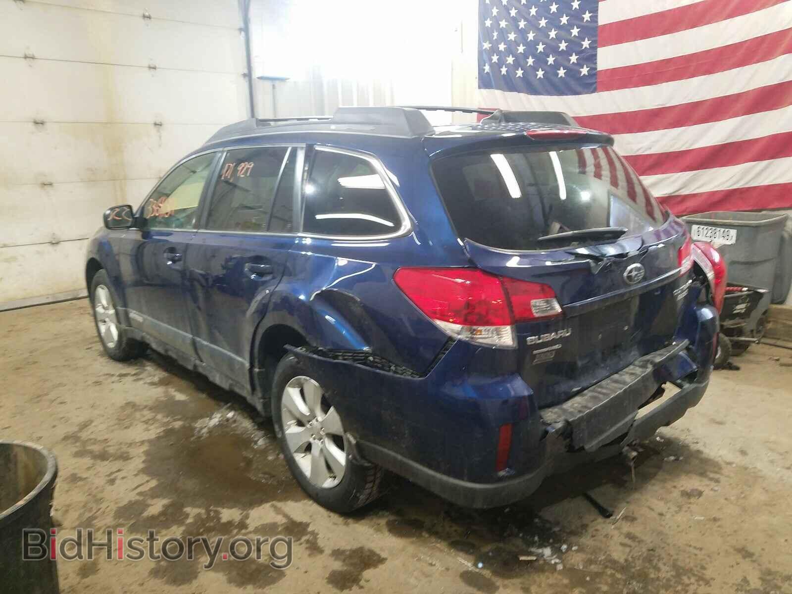 2011 SUBARU OUTBACK - VIN: 4S4BRBKCXB3324068 - Photo 3