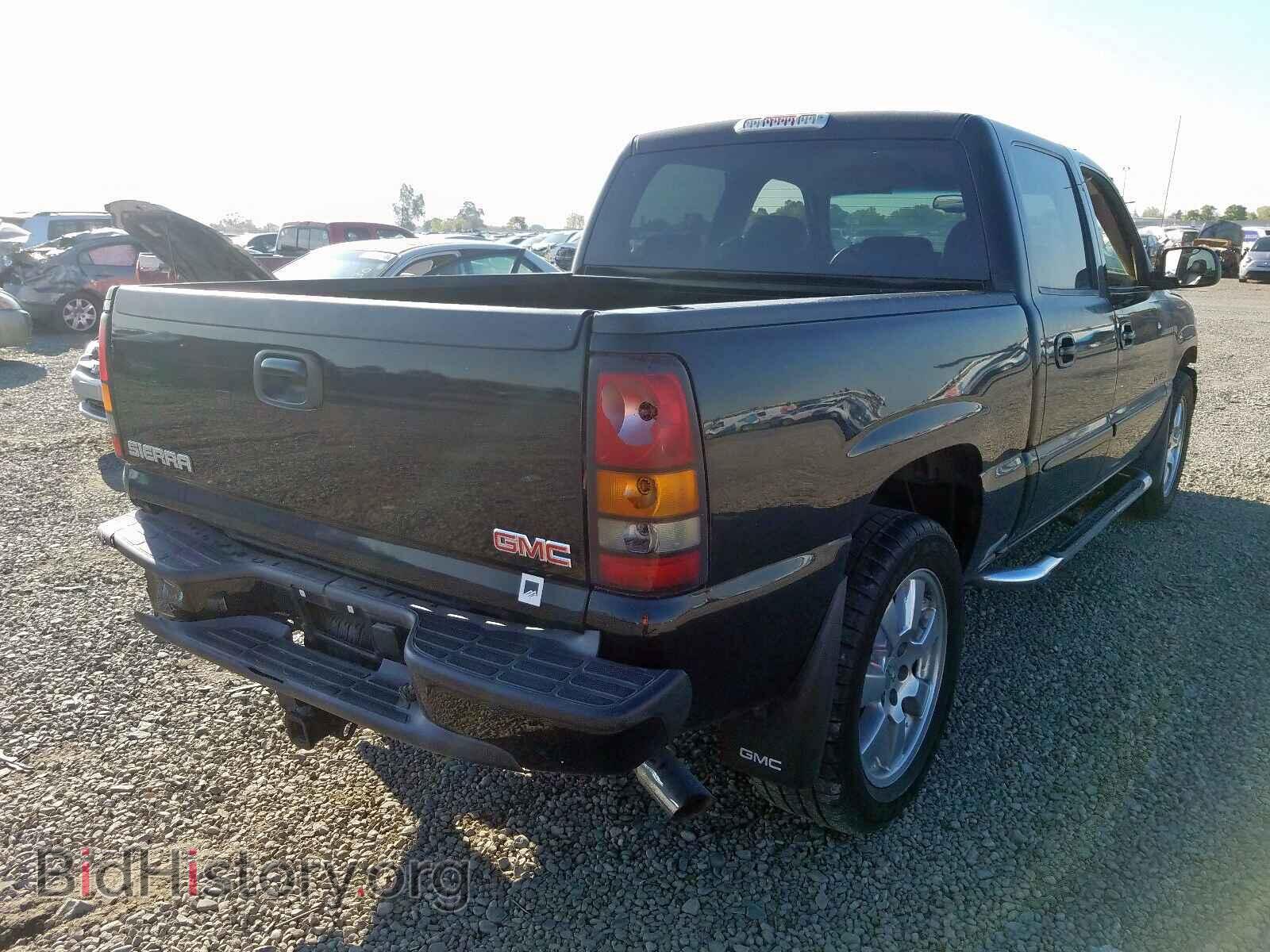 2006 GMC SIERRA - VIN: 2GTEK63N861263201 - Фото 4