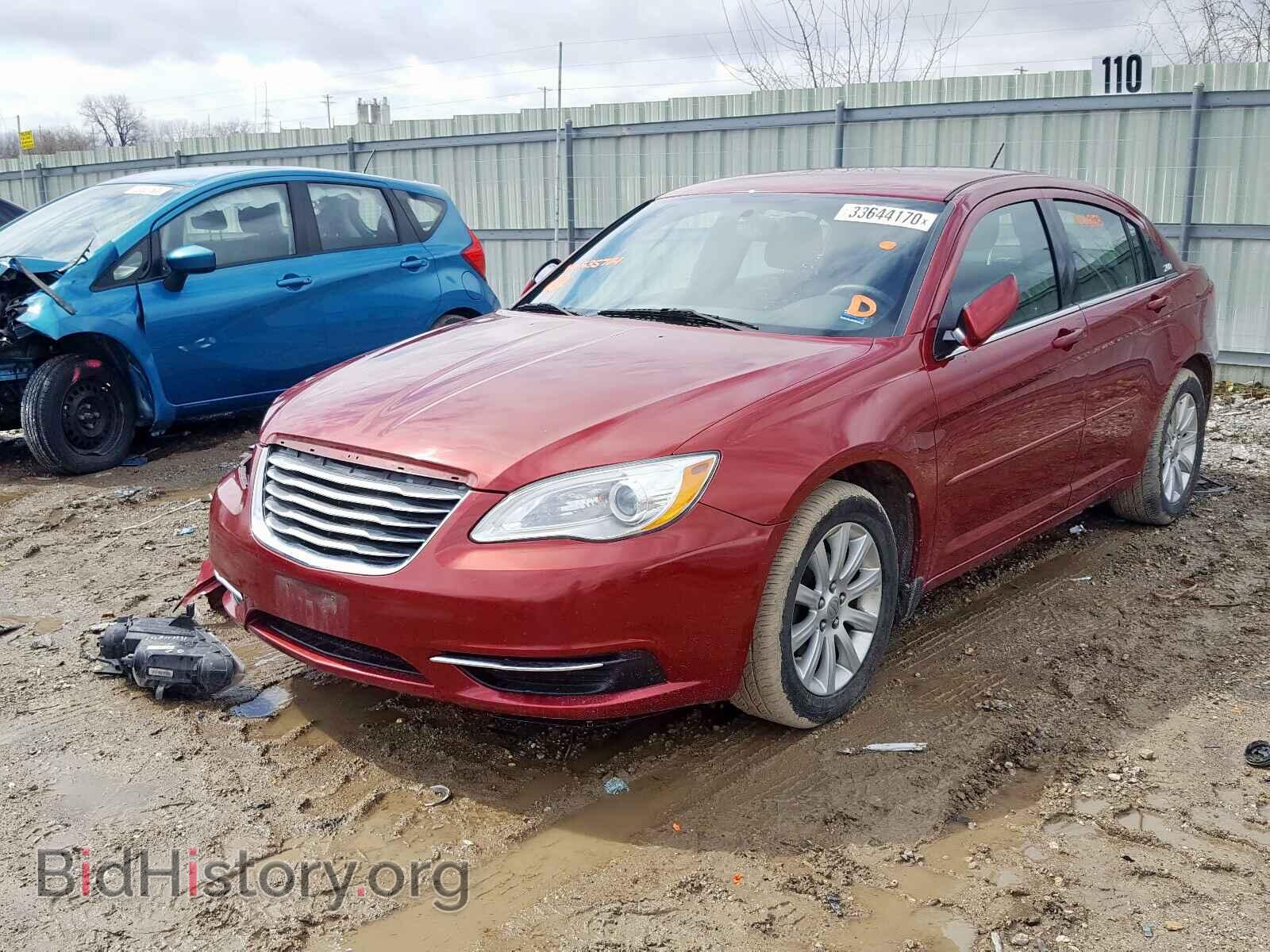 2013 CHRYSLER 200 - VIN: 1C3CCBBB7DN635714 - Фото 2