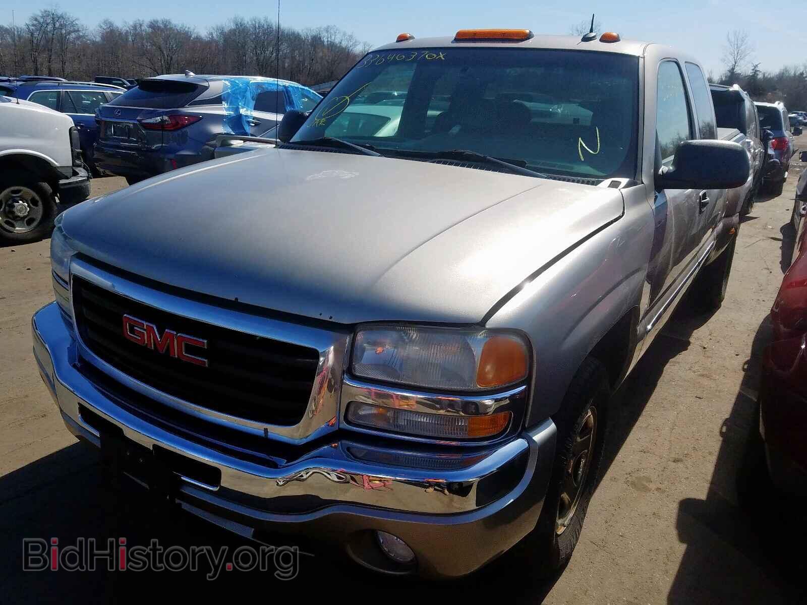 2003 GMC SIERRA - VIN: 2GTEK19T031279056 - Фото 2