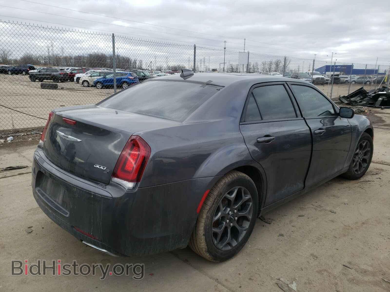 2016 CHRYSLER 300 - VIN: 2C3CCAGG2GH212955 - Photo 4