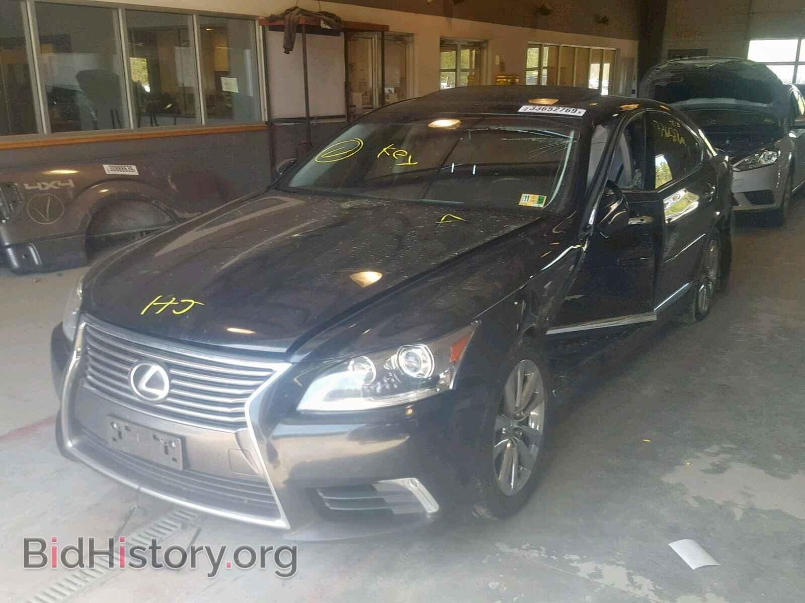 2013 LEXUS LS460 - VIN: JTHCL5EF9D5017689 - Photo 2